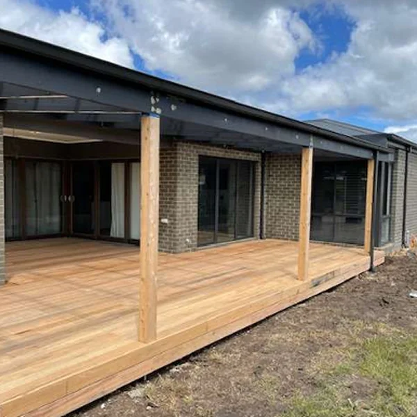 Timber Decking & Covered Porch